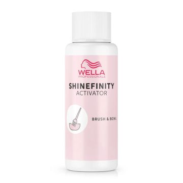 Wella Professionals Shinefinity Brush & Bowl 2% Hajfesték aktivátor, 60ml