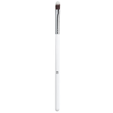 Concelar Brush Brush Ilu 121 Too Good To Be True