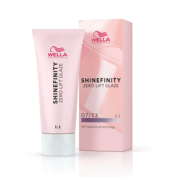 Vopsea de par demi-permanenta Wella Professionals Shinefinity Zero Lift Glaze 07/13 Toffee Cream blond mediu cenusiu auriu, 60ml