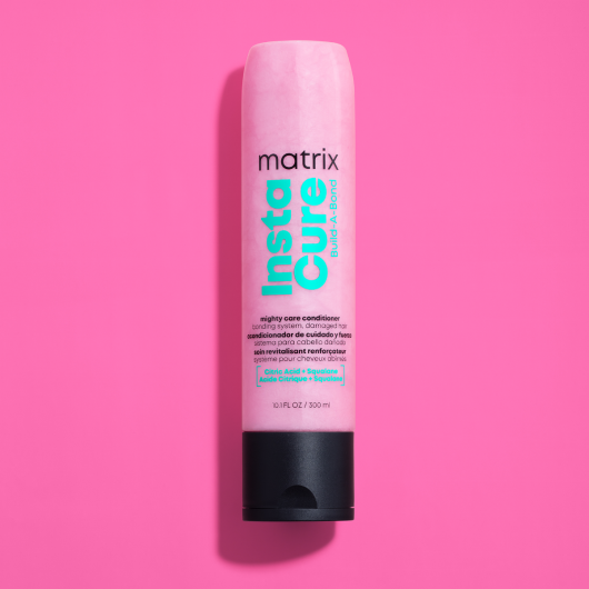 Balsam de par Matrix Instacure Build-A-Bond Mighty Care, pentru