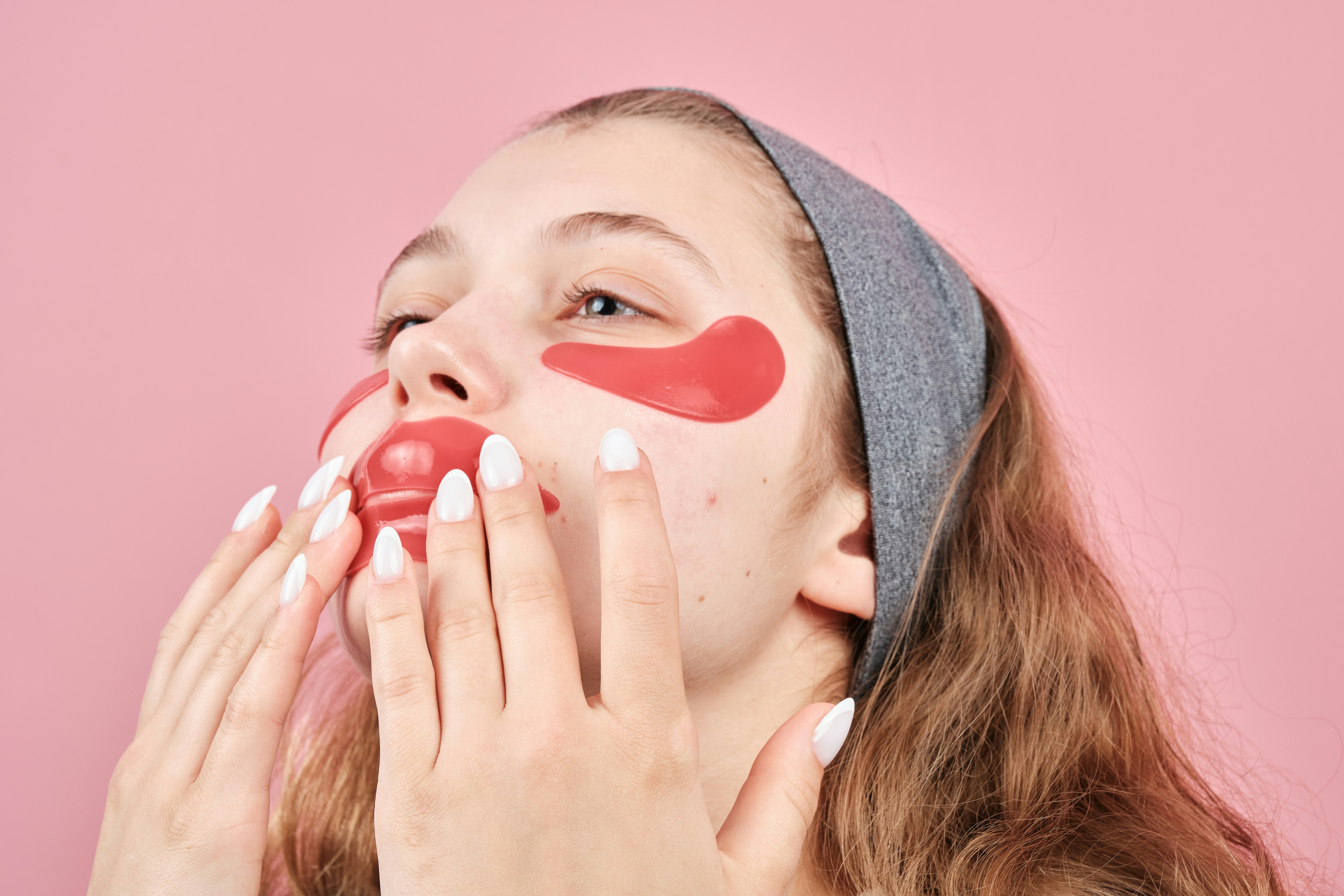 Patch-uri cosmetice: ce sunt si cum functioneaza